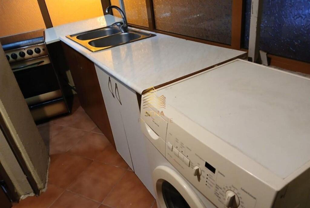 Affitto, Appartamento 1+1, Laprake - vicino alla Stazione di Servizio Kupola, 33.000 Lek/mese