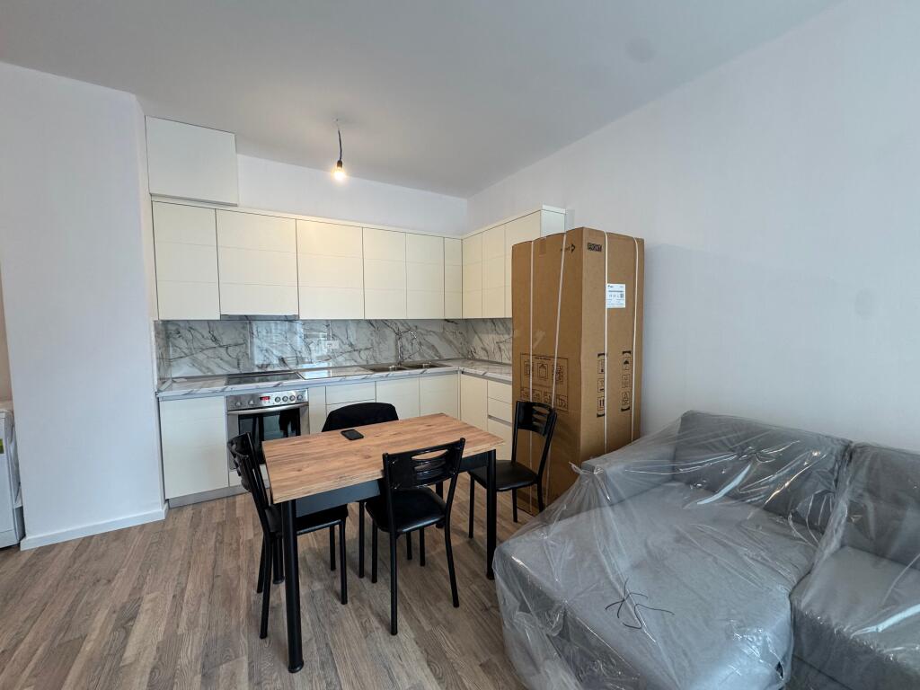 Apartament 1+1 me qera tek Fusha e Aviacionit!