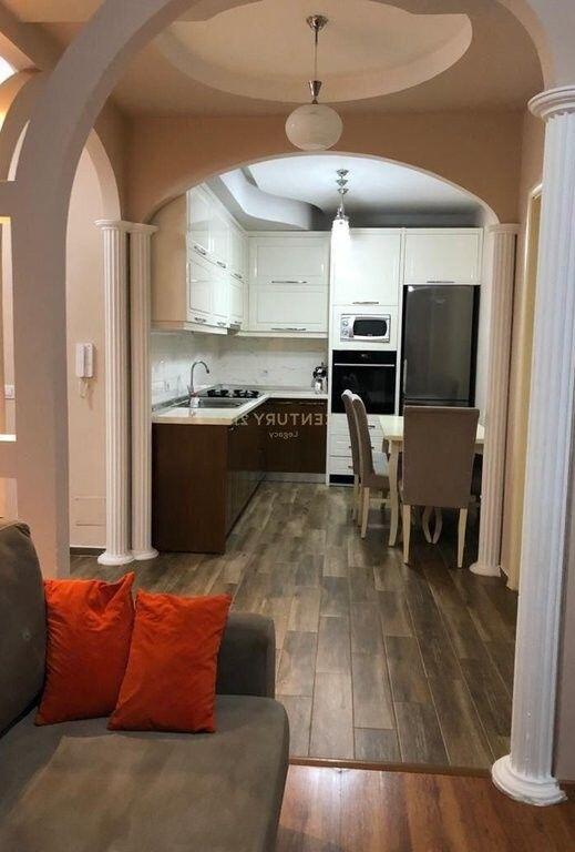 Appartamento 1+1 in affitto vicino alla Scuola Rossa + Posto auto (opzionale +100 euro).