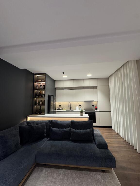 Appartamento 2+1 e posto auto in vendita vicino a Spak (ipoteca).