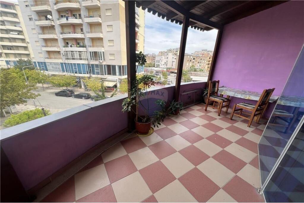 Apartament 2+1+2 me Qira