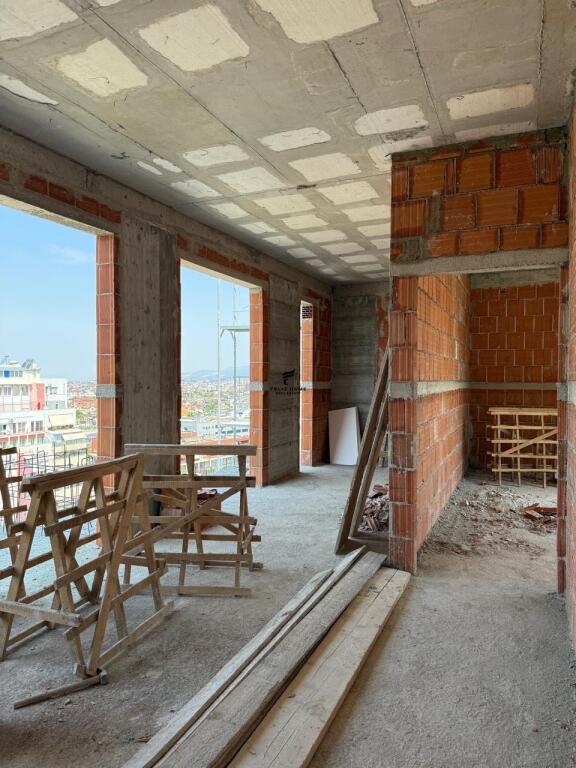 SHITET APARTAMENT 1+1 ISH FUSHA E AVIACIONIT 120.000 EURO