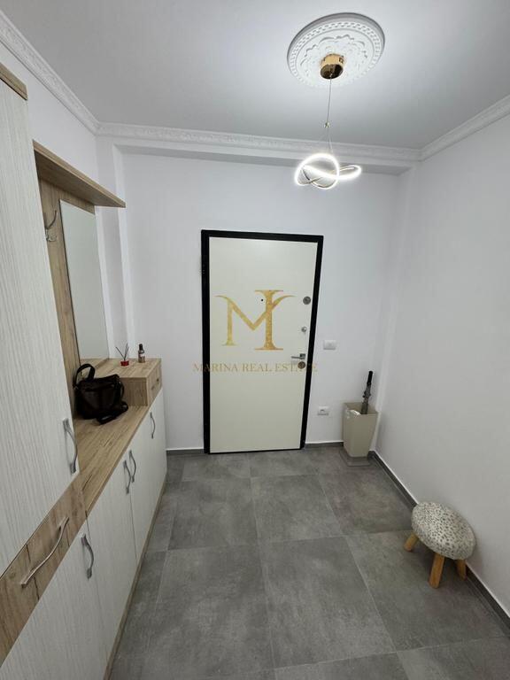 Jepet me qira apartament 3+1 +2 tualete , në Durrës, pranë stacionit të trenit.