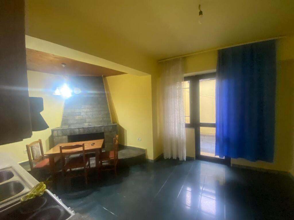 Siri Kodra, Appartamento 2+1 In Affitto