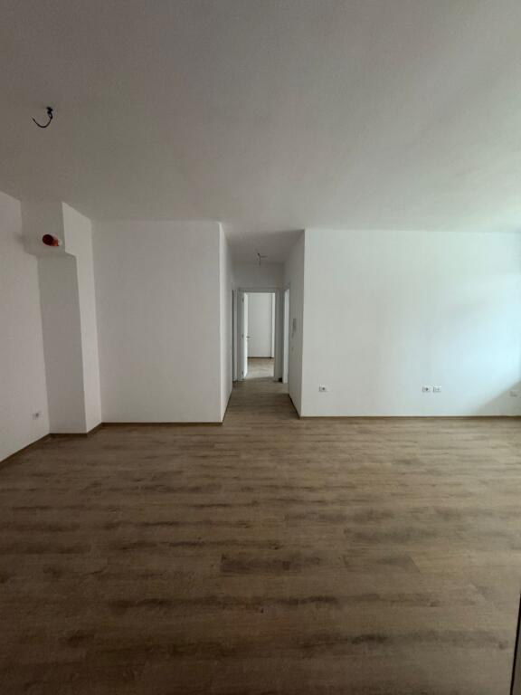 SHITET APARTAMENT 2+1 RR. ELBASANIT