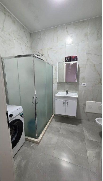 Jepet me qira apartament 2+1 ne Mangalem, Ali Demi!!! 550 € /Muaj