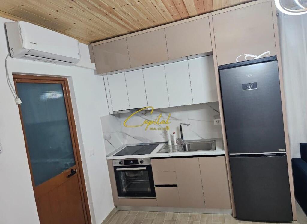 MONOLOCALE IN AFFITTO 30 M2 LAPRAKE 300 EURO