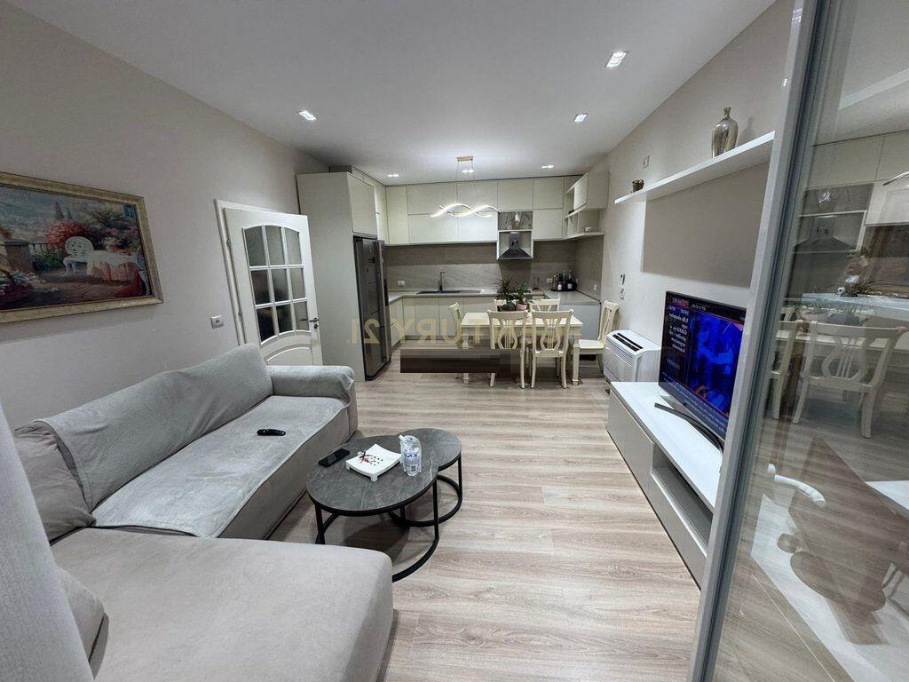 Apartament 2+1+2 me qira ne Don Bosko