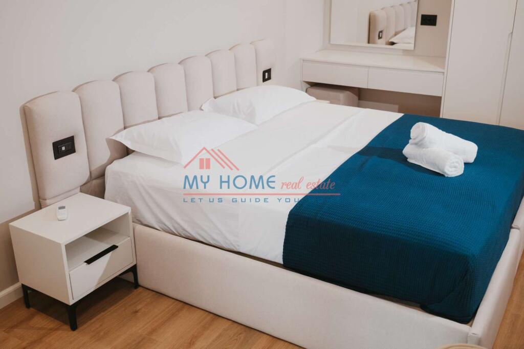 2 Garsoniere me Qira Myslym Shyri Tirane