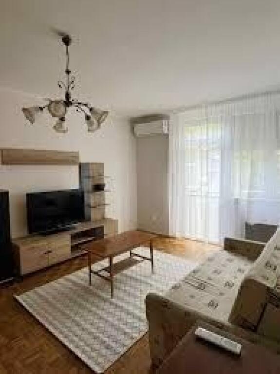 Apartament Me Qera 2+1 Tek Rruga Fortuzi (ID B221380) Tirane