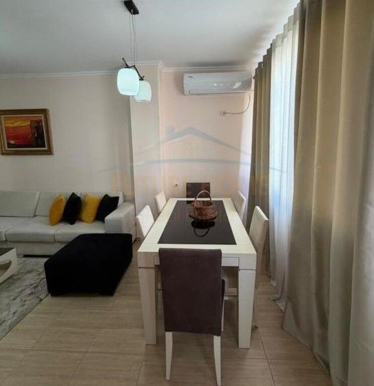Qera, Apartament 1+1, Fresk, Tirane.
