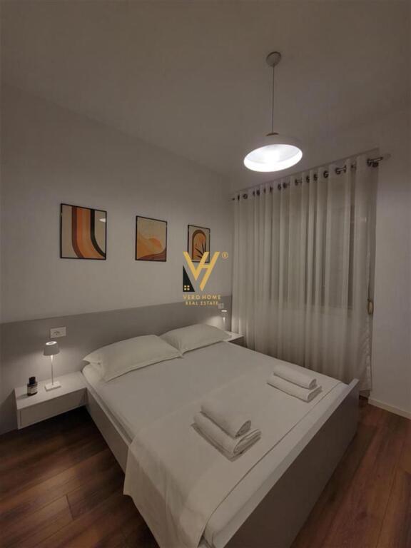 JEPET APARTAMENT 1+1 ME QERA TE RRUGA E DURRESIT 620 EURO