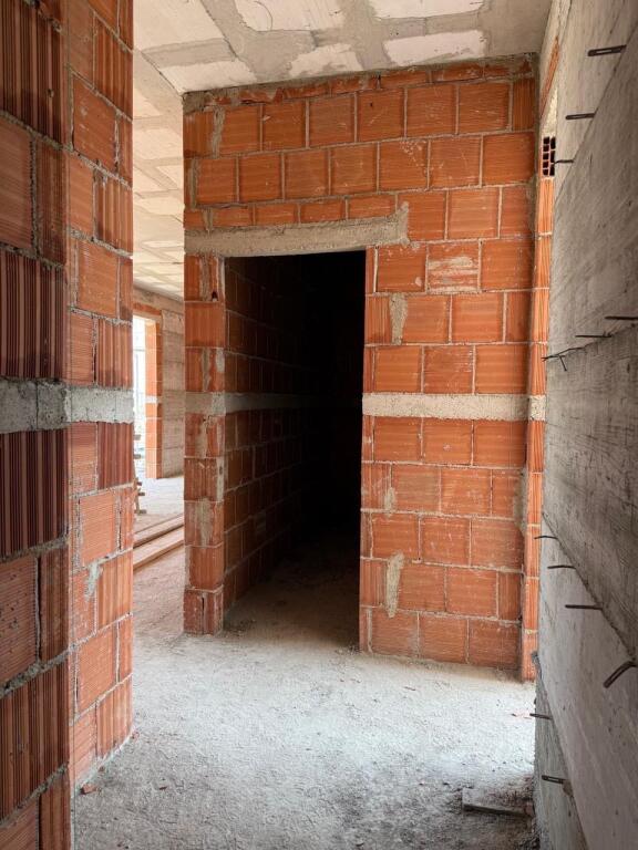 SHITET APARTAMENT 1+1 ISH FUSHA E AVIACIONIT 120.000 EURO