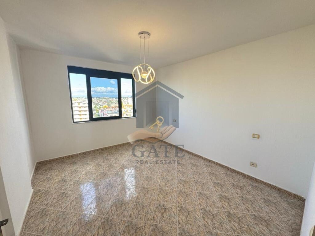 Shitet apartament 2+1 – Plazh Hekurudha