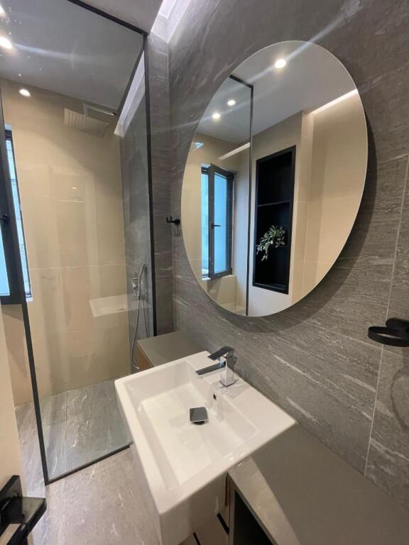 Apartament per qera lux tek Liqeni i Thate