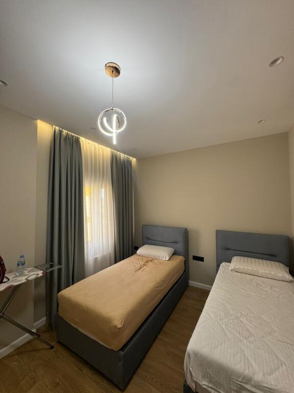 SHITET APARTAMENT 2+1+2 FARKE 210.000 EURO