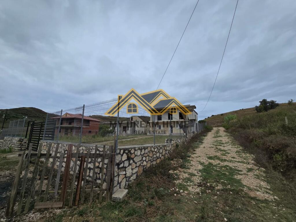 SHITET SHTEPI PRIVATE ZONA SPITALLES DURRES!