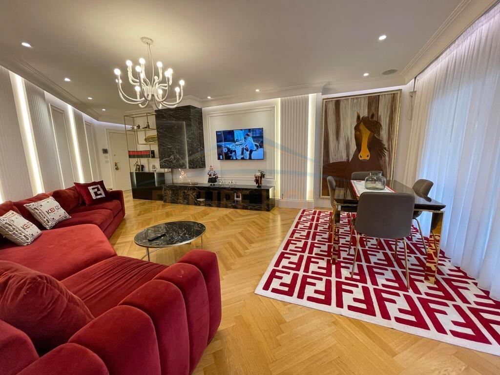 In vendita, Appartamento 2+1, Giardino Botanico, Tirana