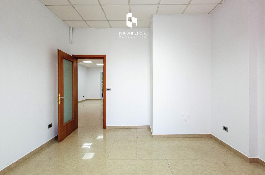 🔥Me Qera: Zyre 100 m² | Tribeca, (📍Blloku Rr. Vaso Pasha) || 900 €/Muaj || Lokacion Premium – Blloku