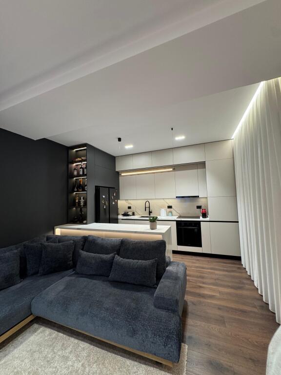 Appartamento 2+1 e posto auto in vendita vicino a Spak (ipoteca).