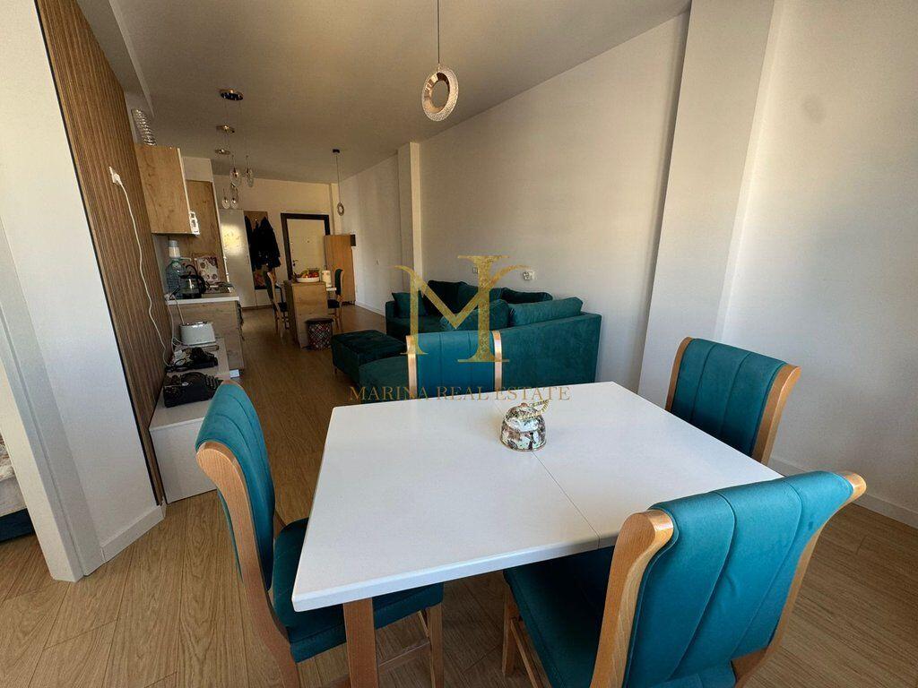 SHITET APARTAMENT 2+1 NE PLAZH HEKURUDHA DURRES!!