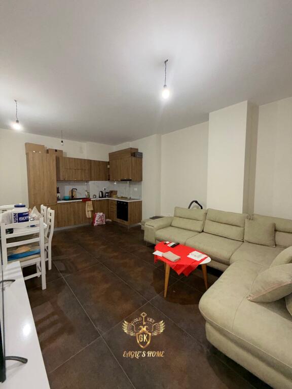  • 1+1 + ballkon📍HOTEL VIVAS PLAZH DURRES  📲💰 Çmimi: 95.000 €