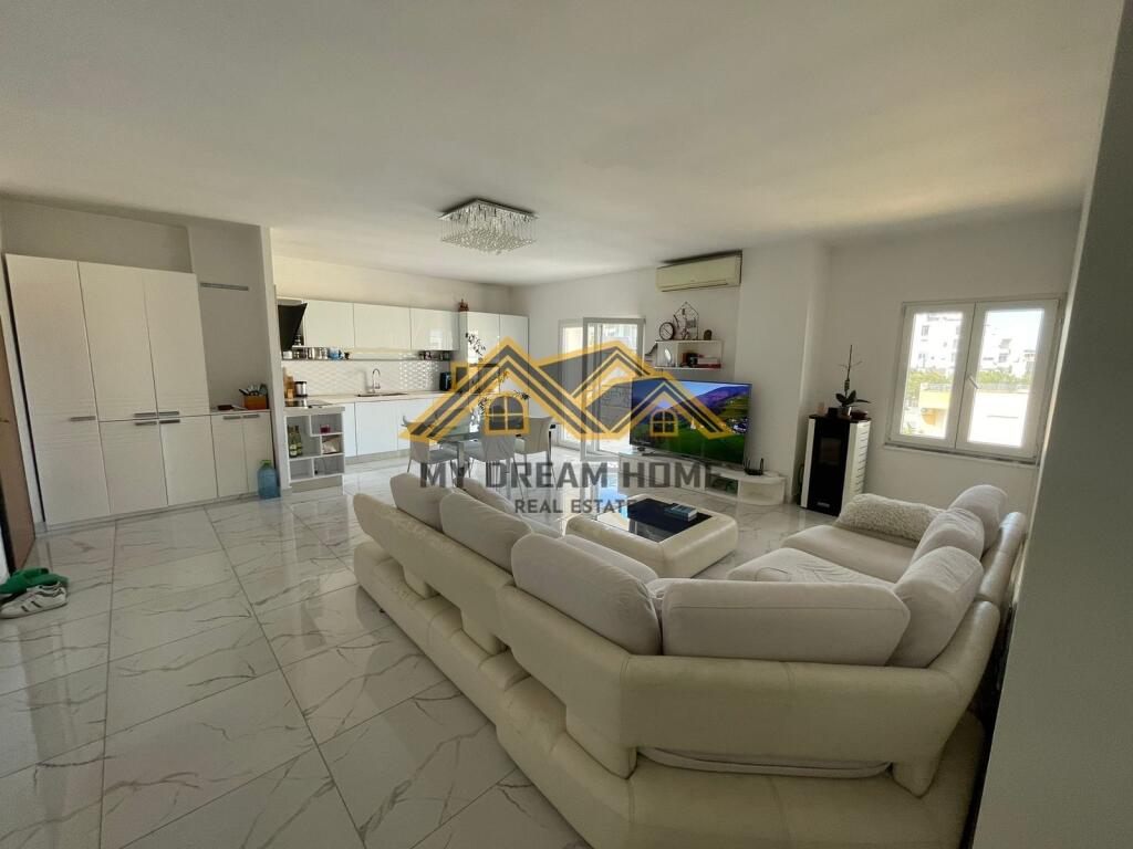 SHITET APARTAMENT 3+1+3 BALLKONE TEK SHKEMBI I KAVAJES, DURRES!