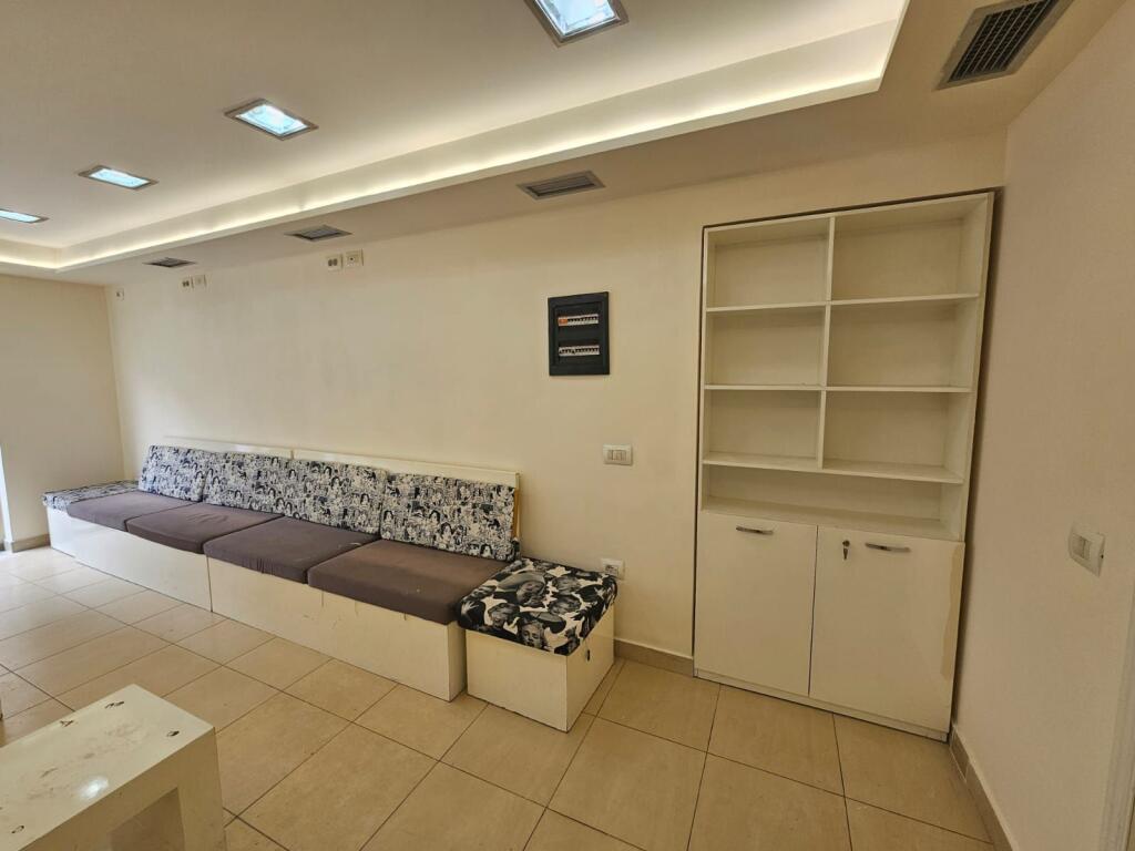 Negozio in affitto a Brryli, via Bardhyl!