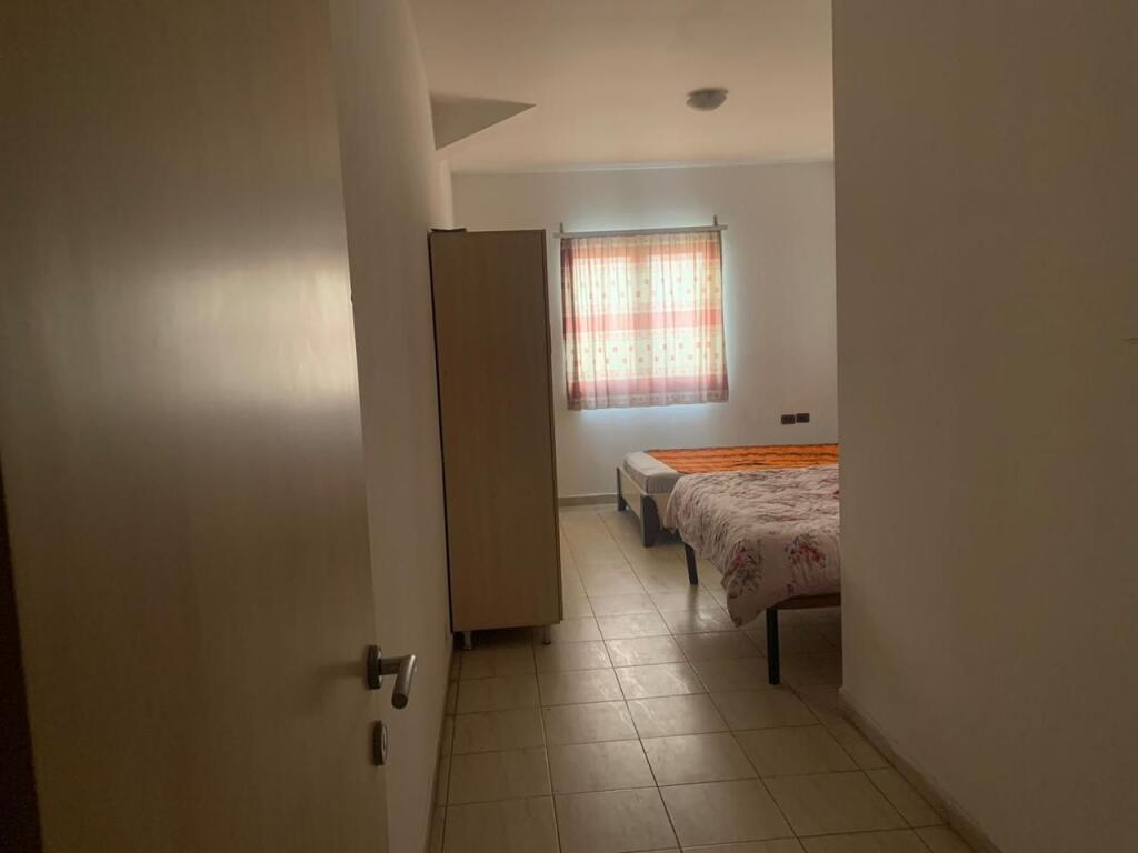 Affittasi 1+1 vicino al complesso Delijorgji