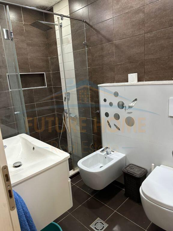 Qera, Apartament 3+1+Post Parkimi, 21 Dhjetori,Tiranë