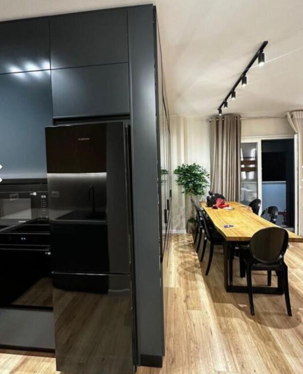 Apartament me qera Kopshti botanik