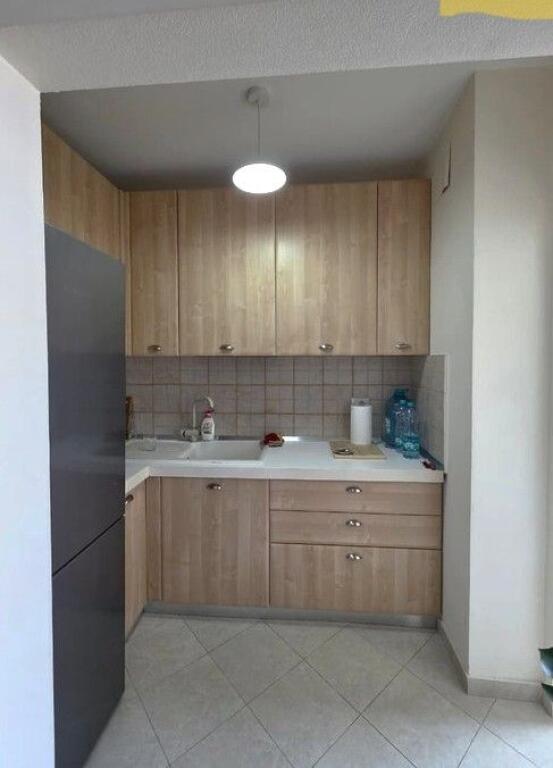 Disponojmë Apartament 1+1 për Shitje – Oxhaku, Tiranë