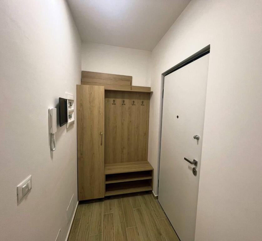 JEPET ME QERA: APARTAMENT 1 +1/ zona : TREGU ELEKTRIK