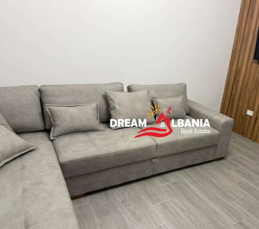 Apartment 1+1 for rent for office/residence on Qemal Stafa street near the Red School (ID 4219472) is given for rent