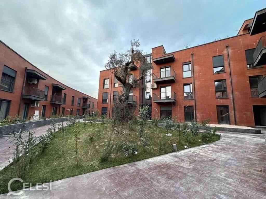 🏡 APARTAMENT ME QERA 1+1 — AFËR TEG