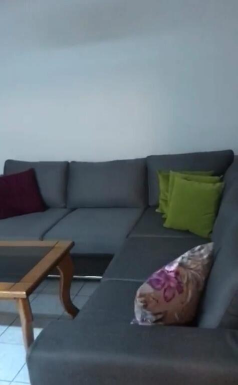 VENDESI APPARTAMENTO 3+1 PRESSO LA SCUOLA DI BALLO