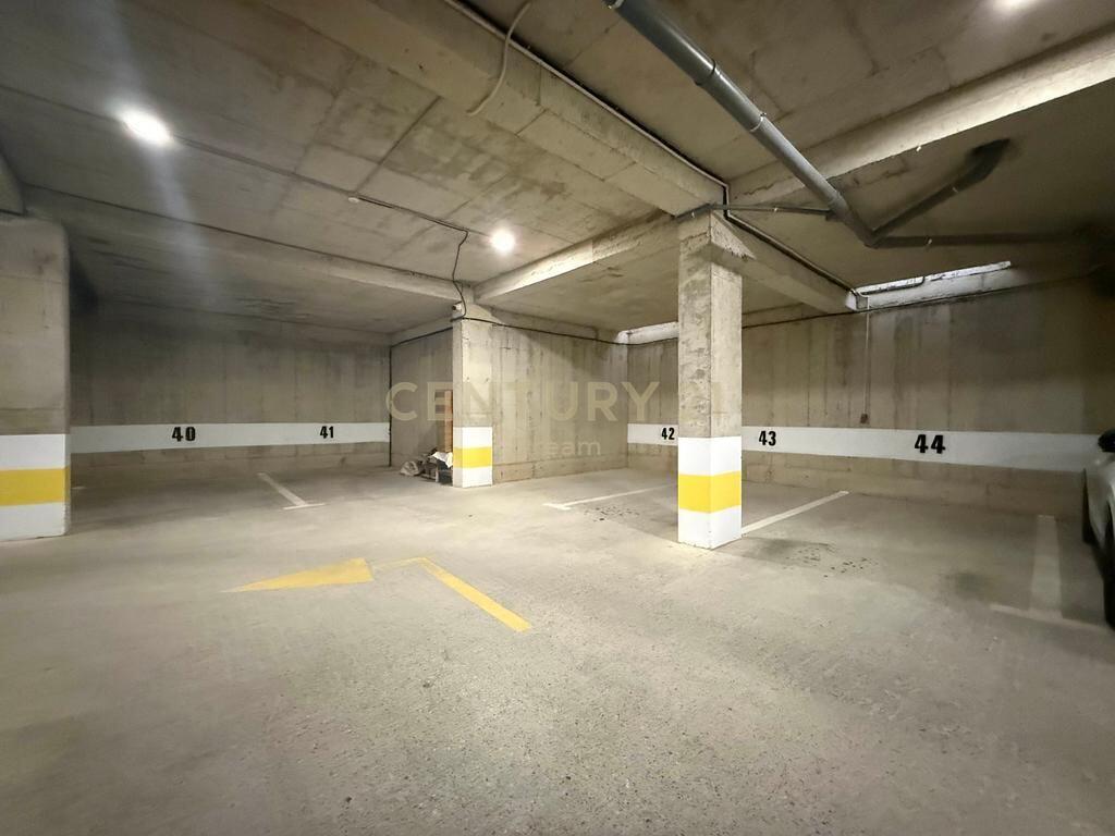 In Vendita – Appartamento 2+1+2 + 2 Posti Auto