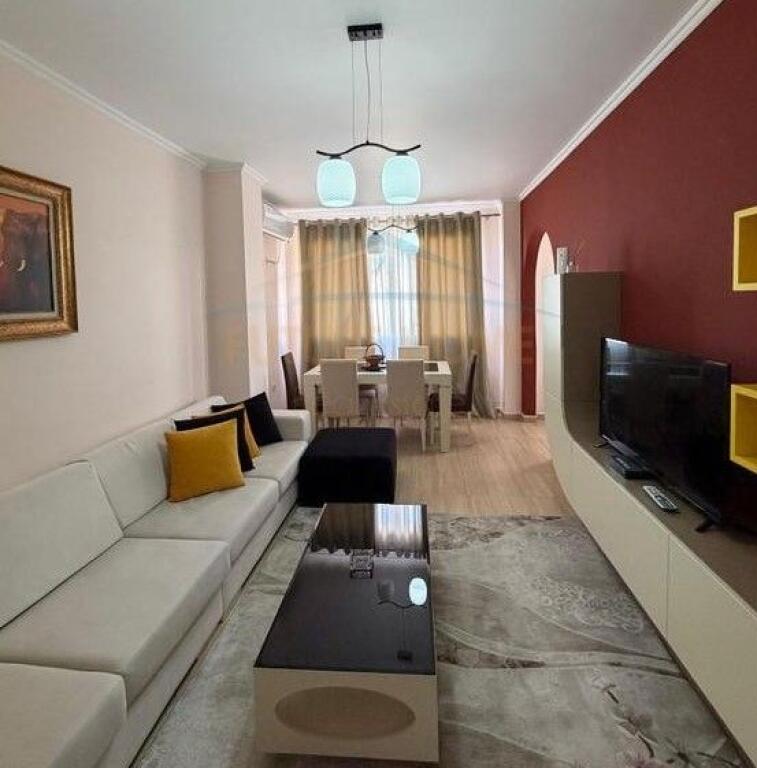 Qera, Apartament 1+1, Fresk, Tirane.