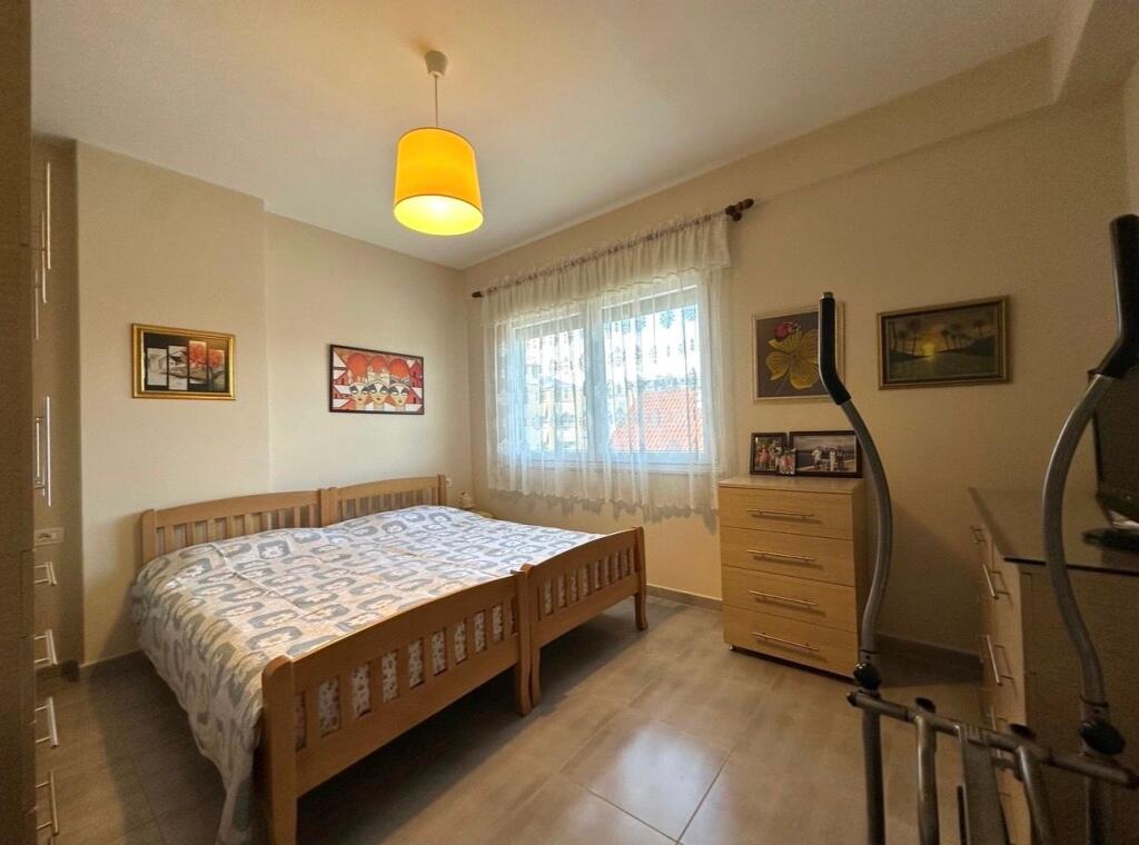 APARTAMENT 1+1 PER SHITJE TEK KOMUNA E PARISIT