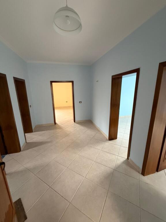 Kati 1 i viles me qera