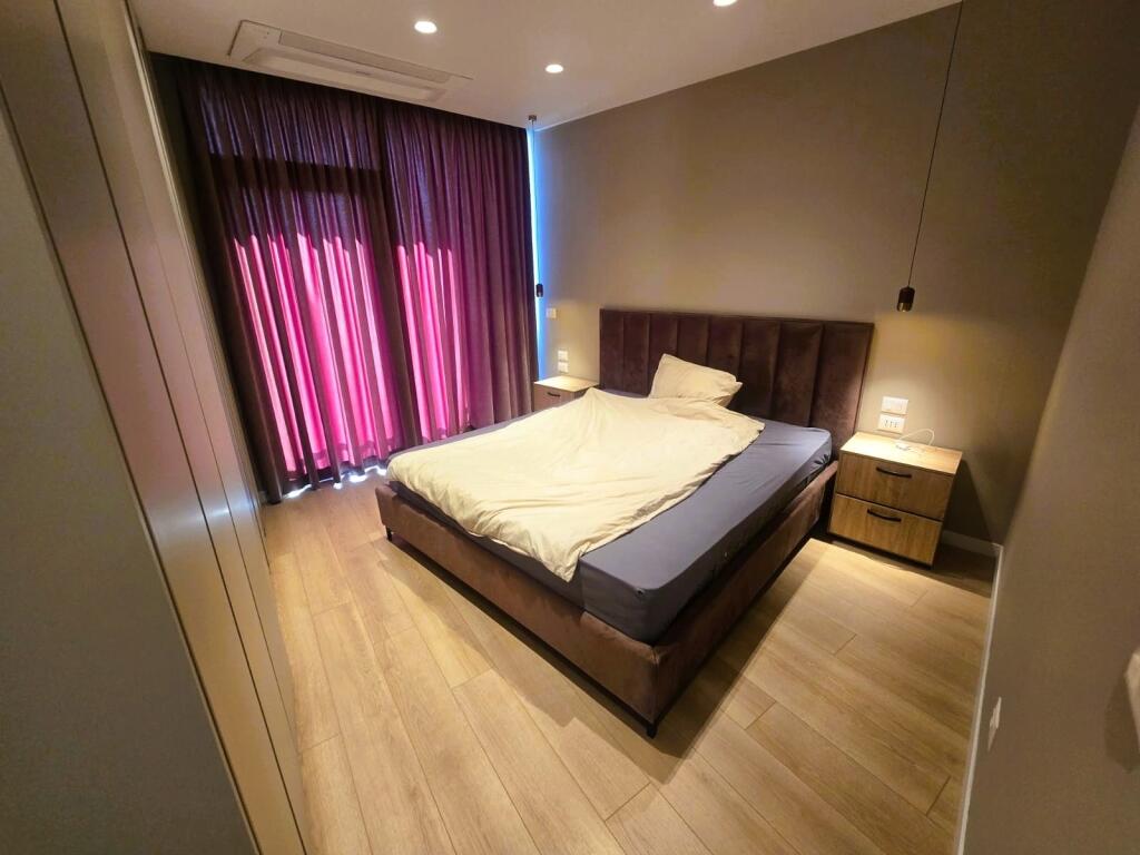 Apartament 1+1 me Qira – Lake View Residence, Rruga e Kosovarëve*