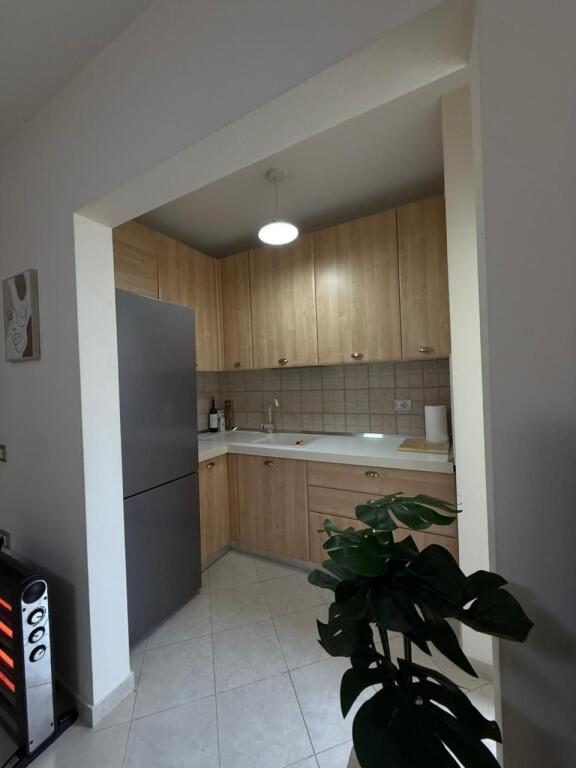 Shitet apartament 1+1 në zonën e Oxhakut 125,000 €