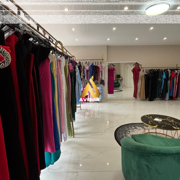 Vendita attività di abbigliamento – completamente attrezzata e pronta per lavorare a Kamëz, Tirana