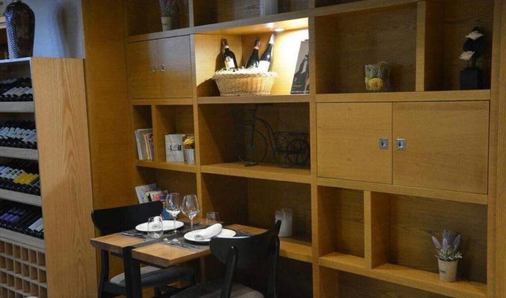 📍 Jepet me Qira Ambient Biznesi – Rruga e Durrësit!