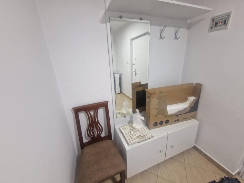 Jepet me qera apartament 1+1 te Zogu i Zi.