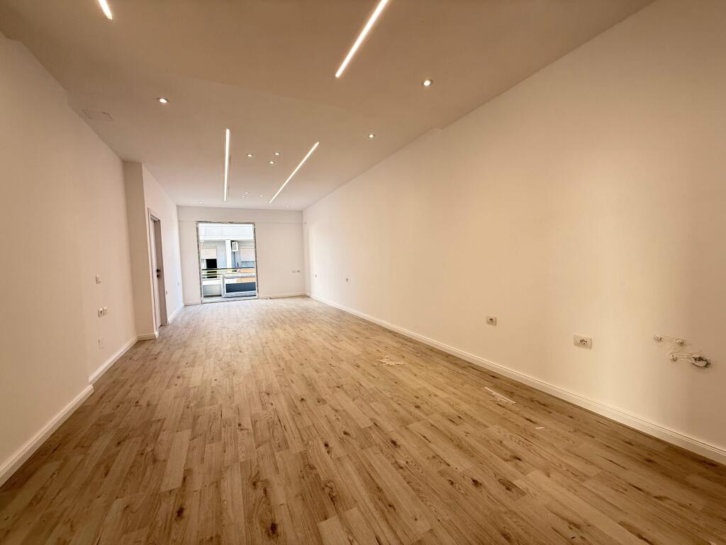 Apartament në Shitje – Ish Zjarrfikësja, Vlorë