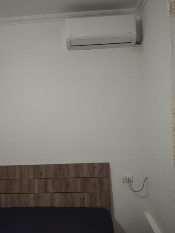 Qera, Garsoniere,Laprak, 320 euro/muaj.