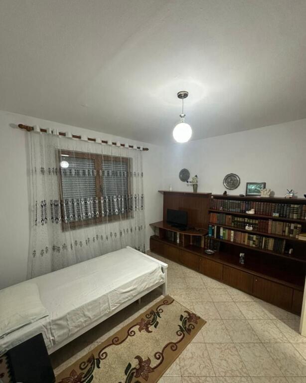 APPARTAMENTO IN AFFITTO 2+1 • PORCELLANA