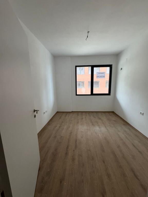 SHITET APARTAMENT 2+1 RR. ELBASANIT