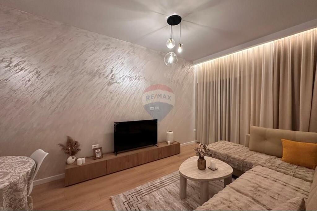 Jepet me qira apartament 2+1 në Qëndër